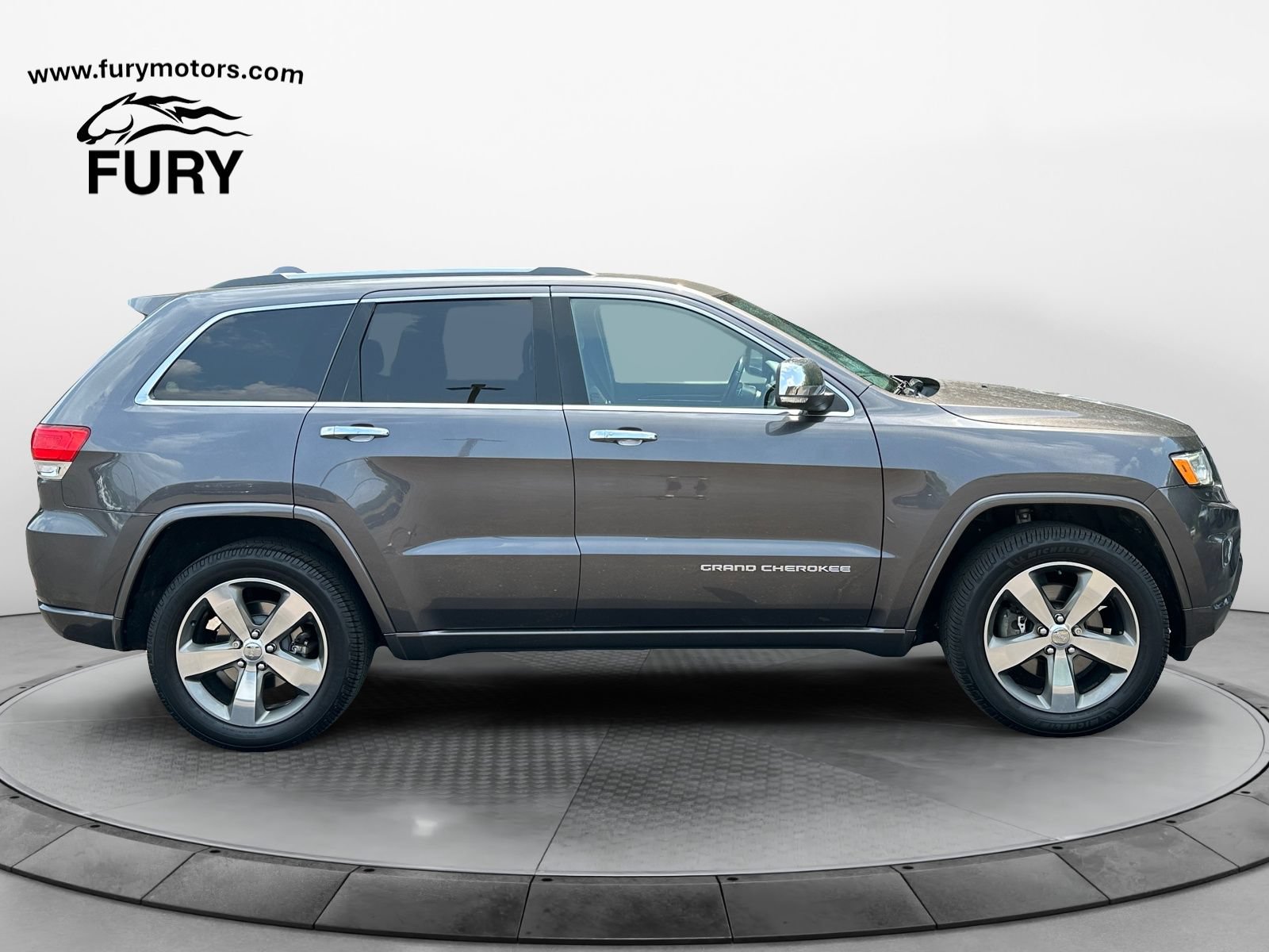 Used 2016 Jeep Grand Cherokee Overland w/ Advanced Technology Group AWD/4WD image 2