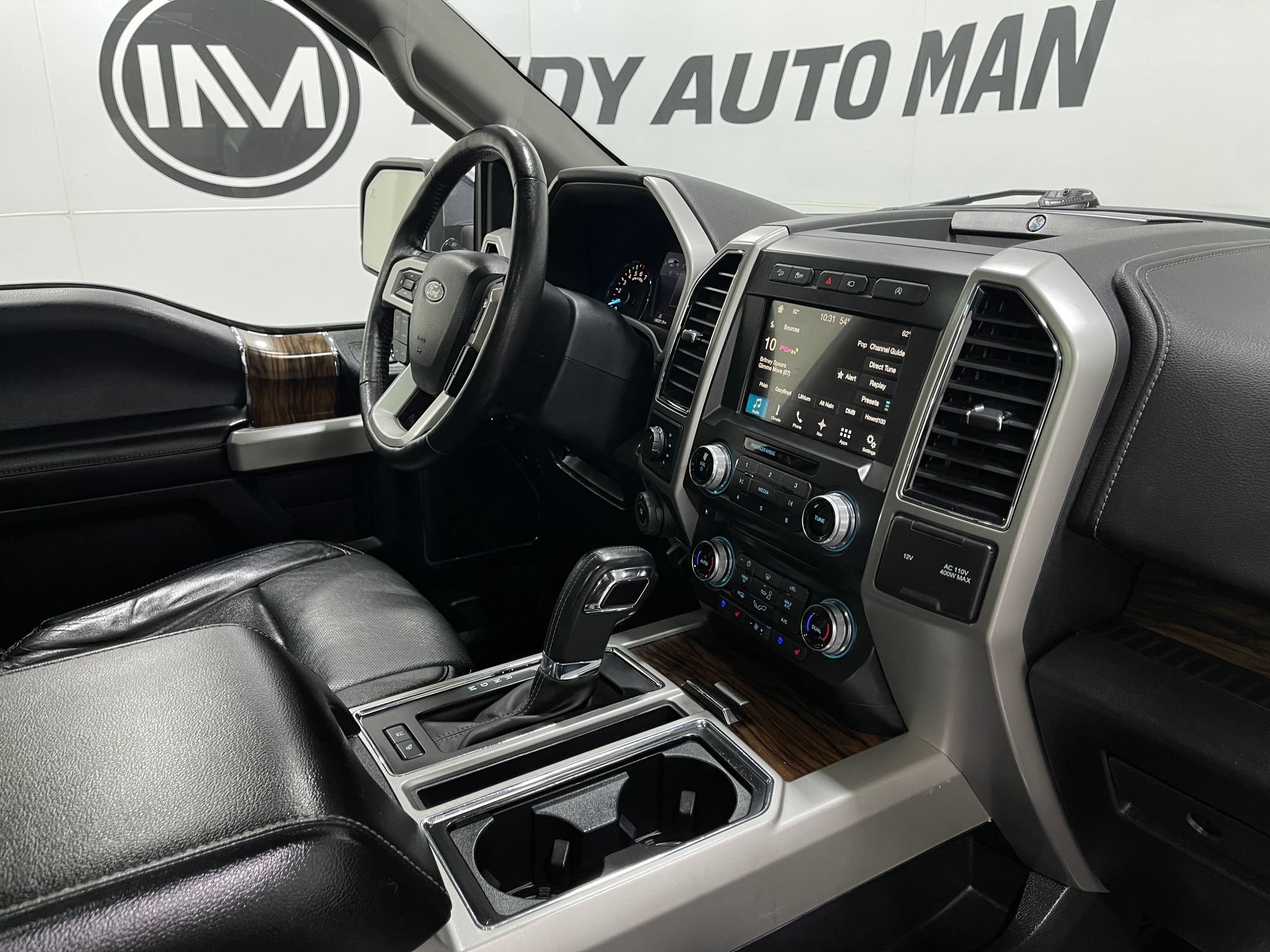 Used 2018 Ford F150 Lariat w/ Equipment Group 502A Luxury AWD/4WD image 20