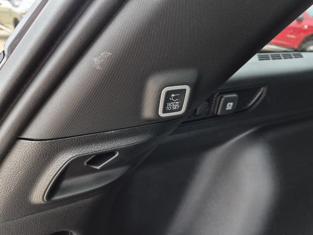 New 2026 Jeep Grand Cherokee Limited AWD/4WD image 9