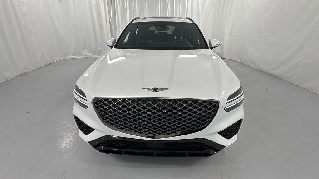Used 2025 Genesis GV70 3.5T Sport image 8