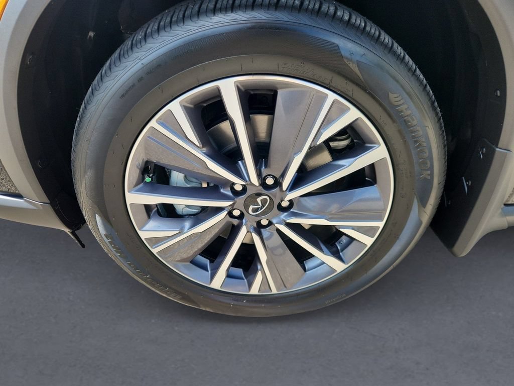 New 2027 INFINITI QX60 Luxe w/ Family Package AWD/4WD image 8