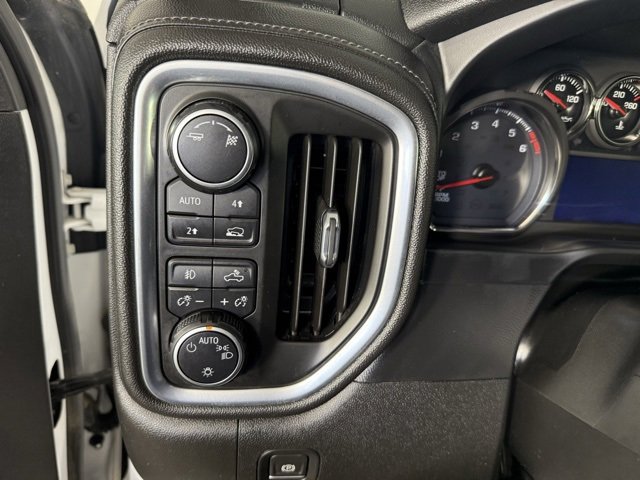 Used 2019 Chevrolet Silverado 1500 RST image 18