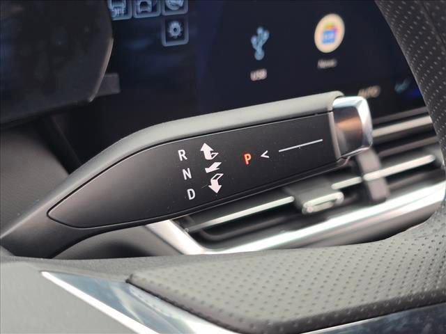 New 2026 Chevrolet Equinox EV LT image 31