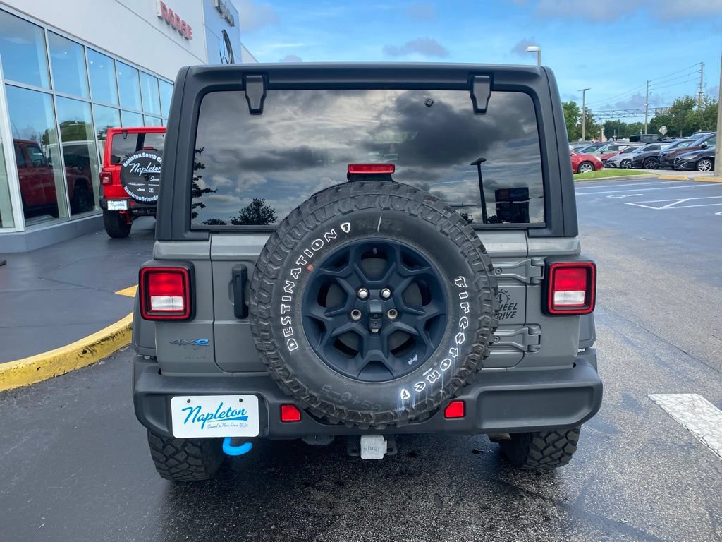 Used 2023 Jeep Wrangler Unlimited w/ Cold Weather Group AWD/4WD image 8