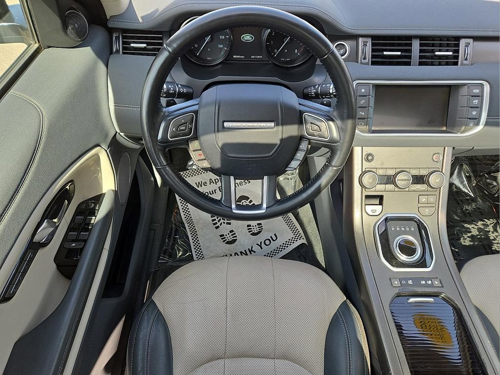 Used 2019 Land Rover Range Rover Evoque SE image 12