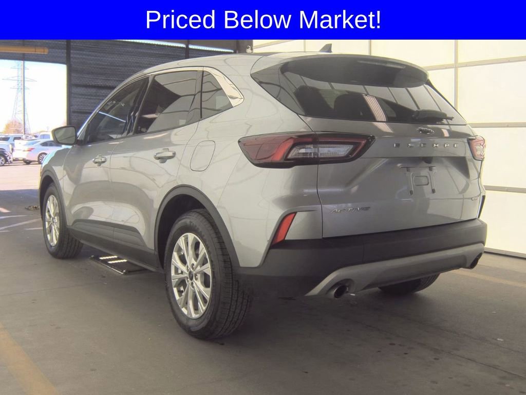 Used 2023 Ford Escape Active image 4