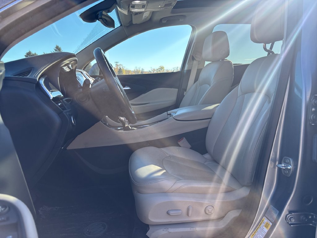 Used 2020 Buick Envision Premium AWD/4WD image 9