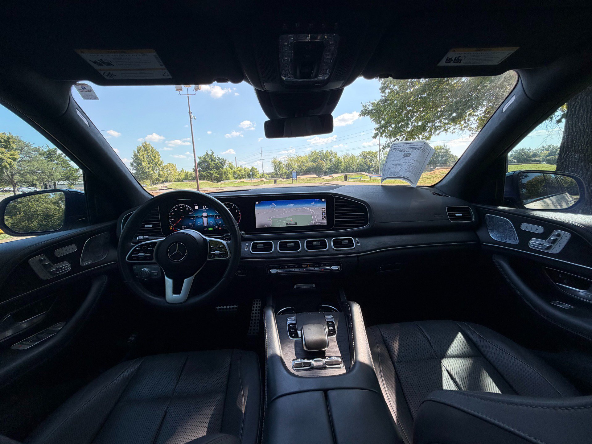 Used 2020 Mercedes-Benz GLS 580 4MATIC image 23