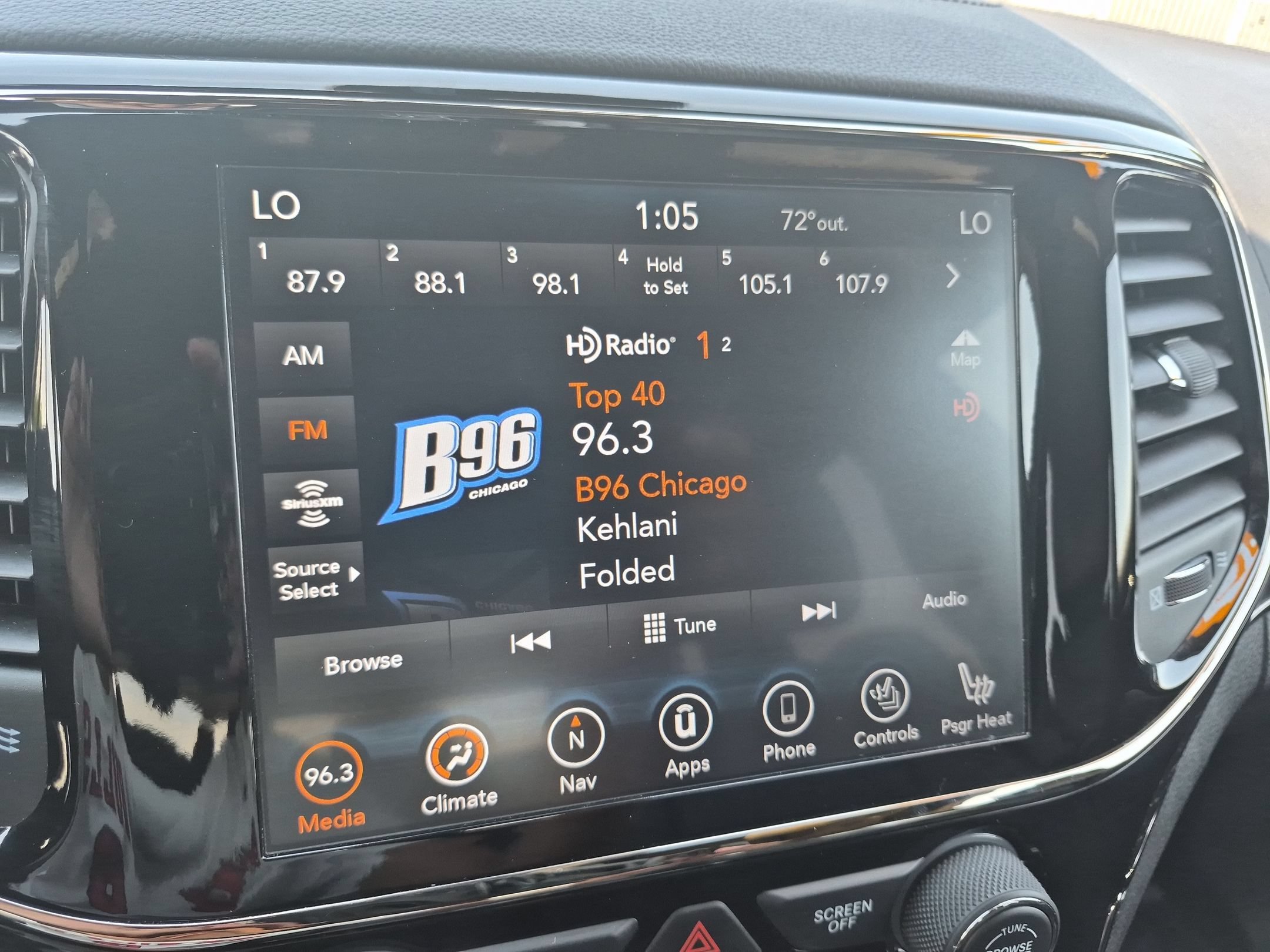 Used 2019 Jeep Grand Cherokee High Altitude AWD/4WD image 18