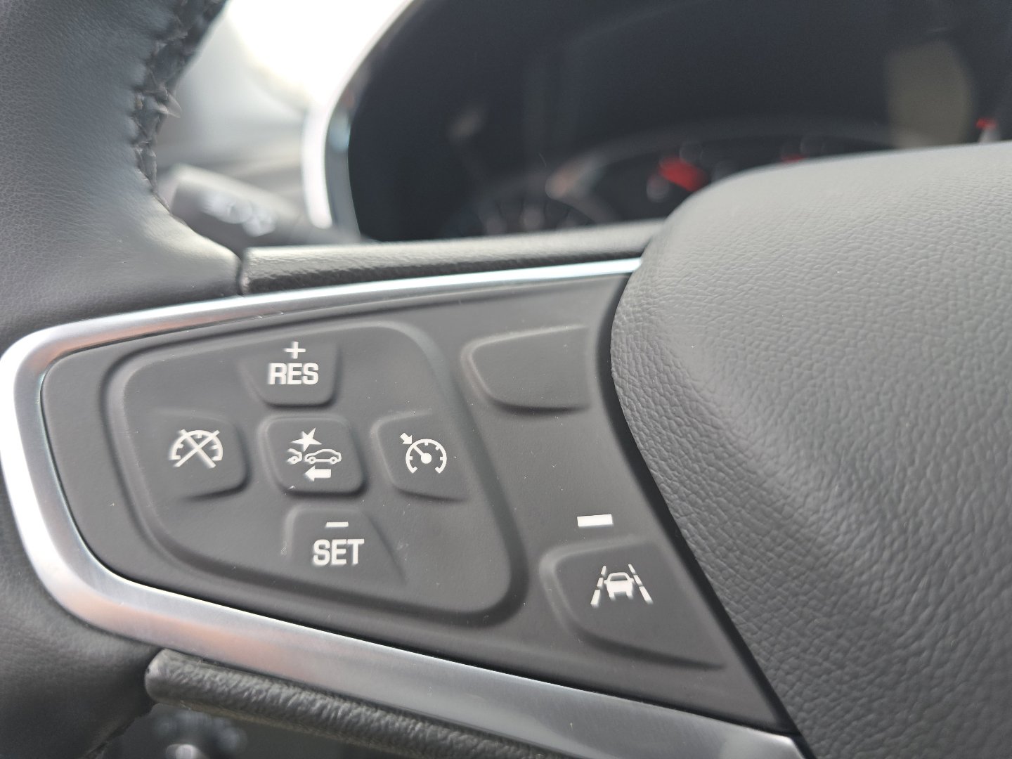 Used 2023 Chevrolet Equinox LT image 8