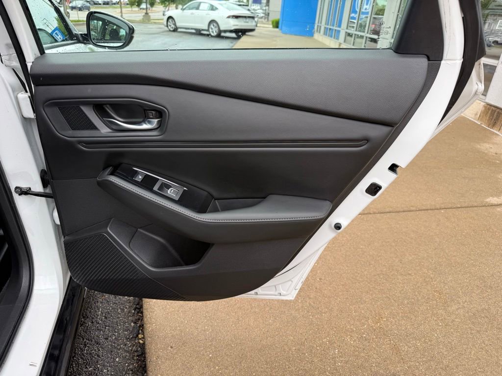 Used 2023 Honda Accord Touring image 39
