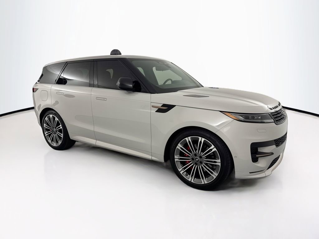 Certified 2025 Land Rover Range Rover Sport Dynamic SE image 3