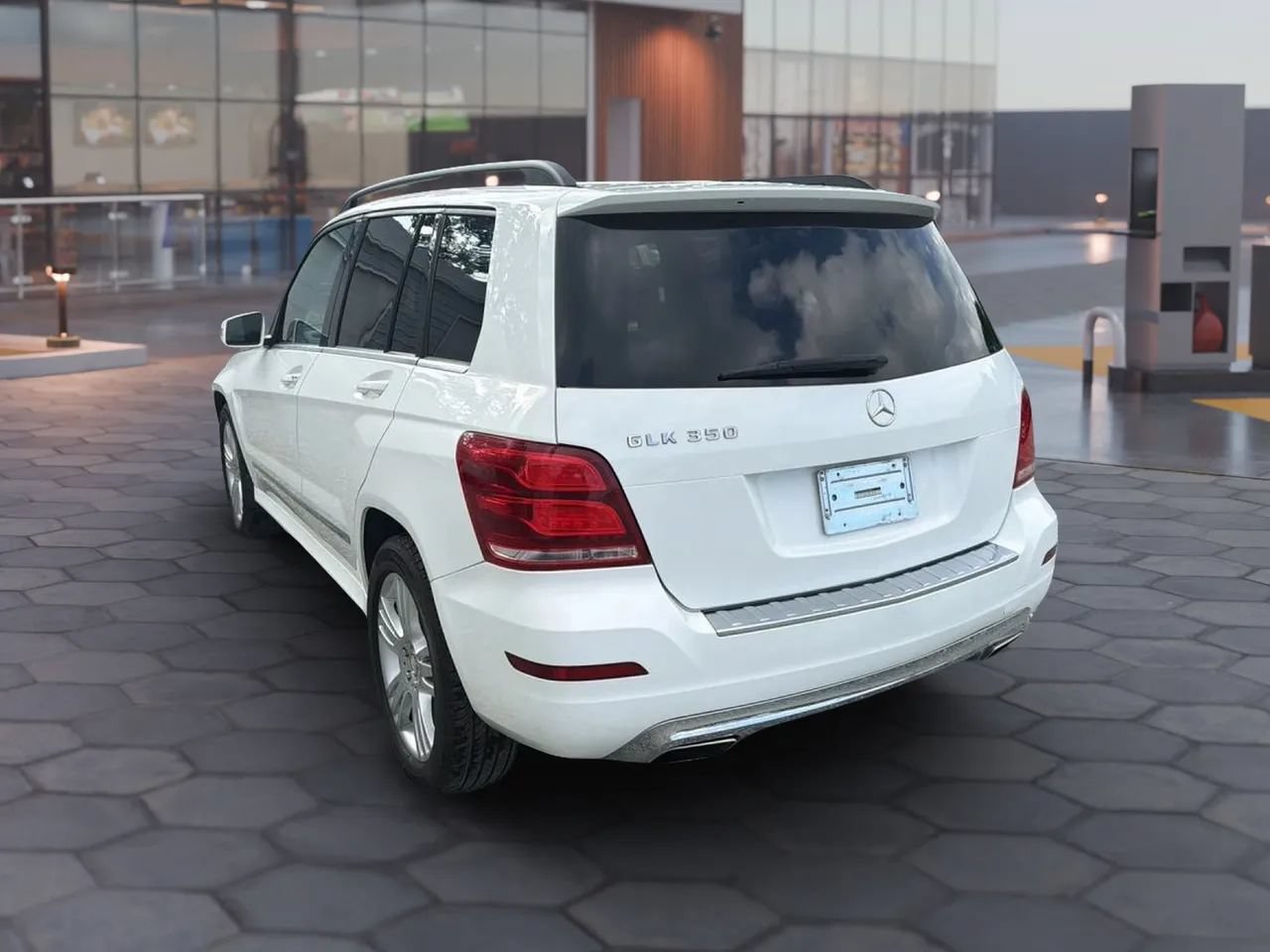 Used 2015 Mercedes-Benz GLK 350 2WD image 9