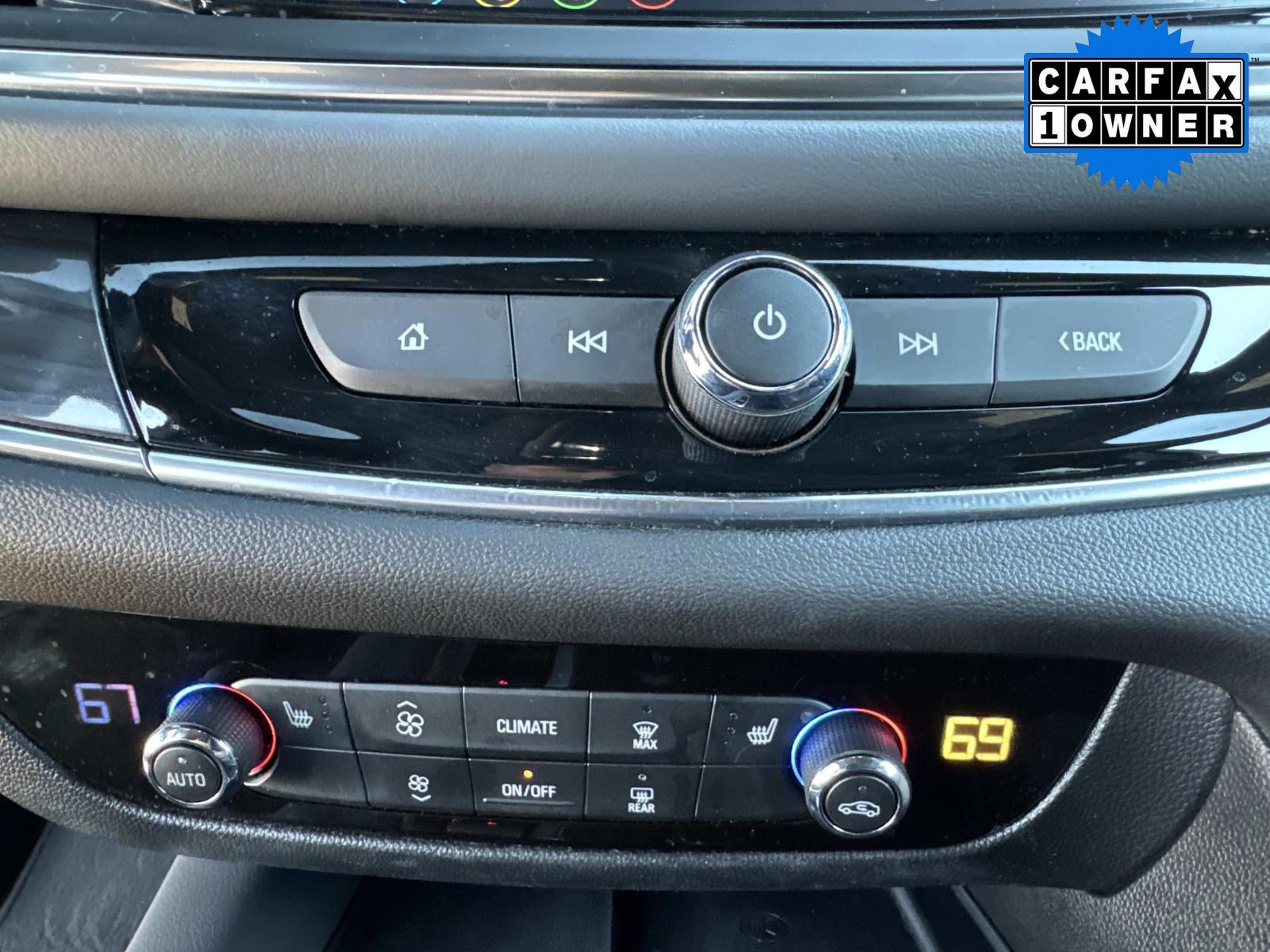 Used 2023 Buick Enclave Essence w/ Experience Buick Package AWD/4WD image 29