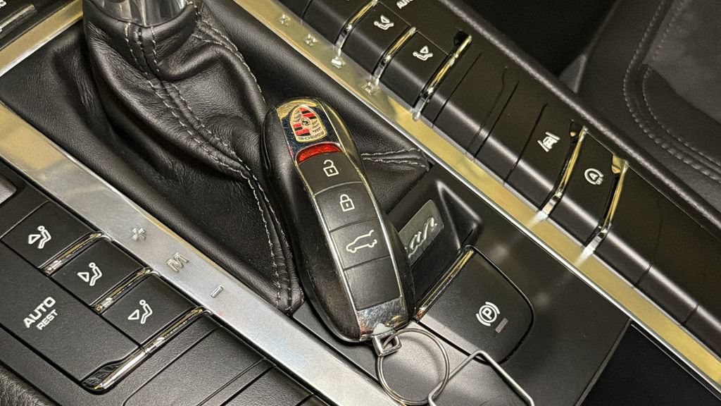 Used 2019 Porsche Macan AWD/4WD image 29