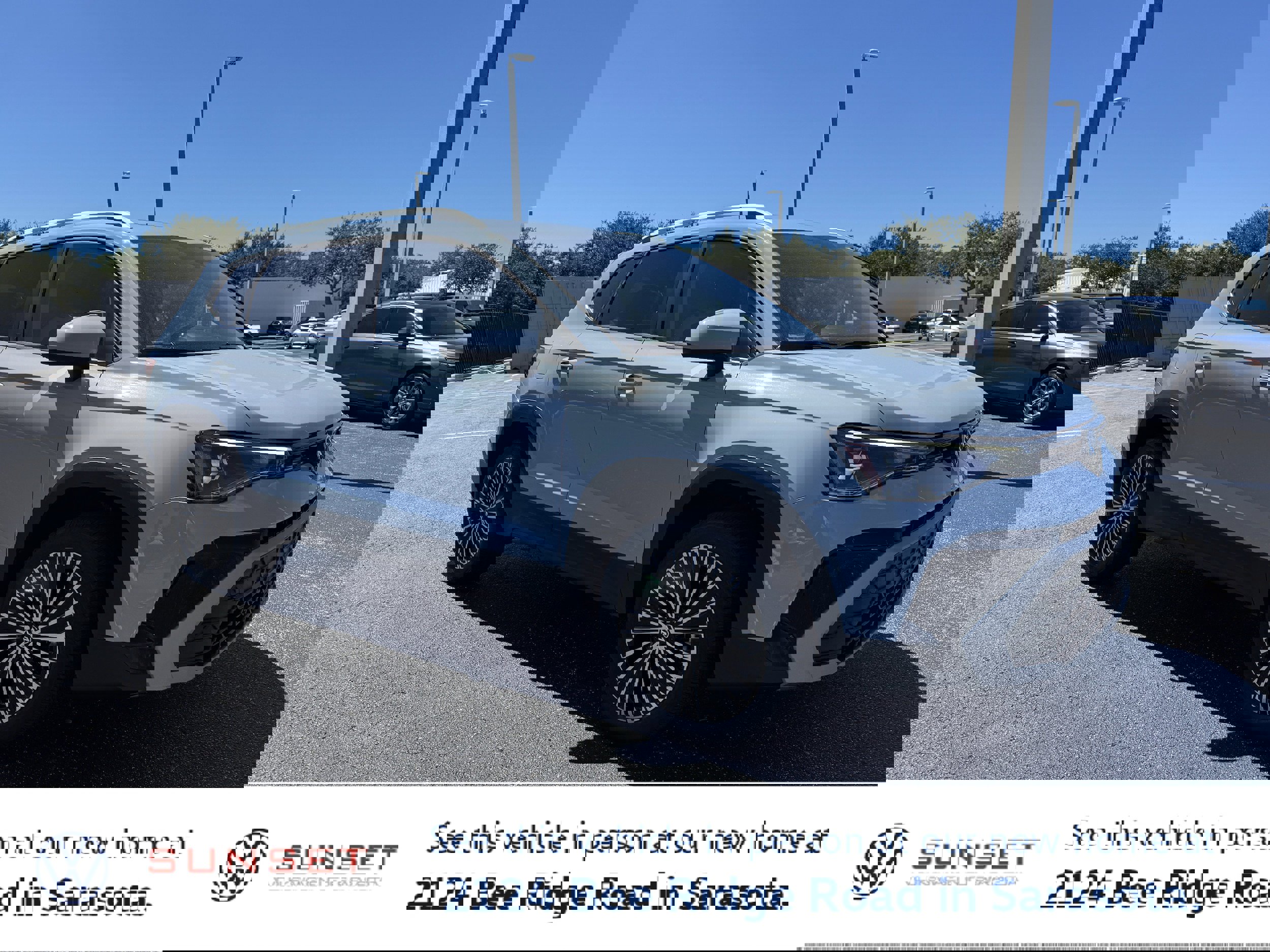 New 2025 Volkswagen Taos SE