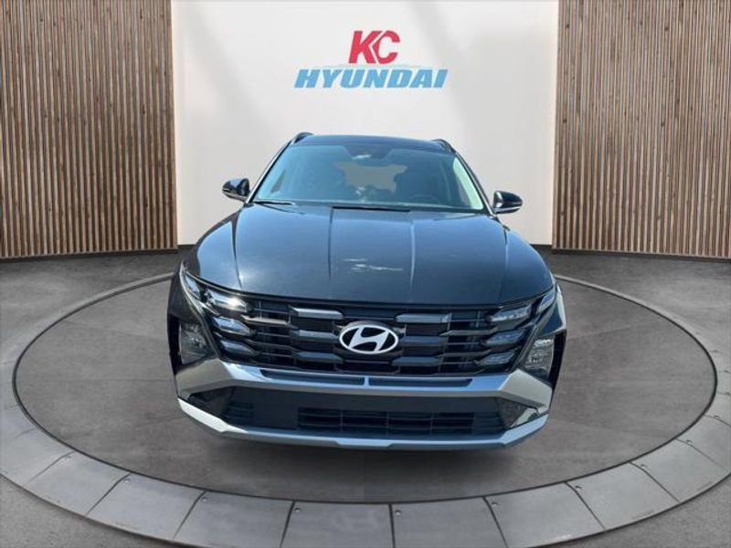 Used 2025 Hyundai Tucson SEL image 2