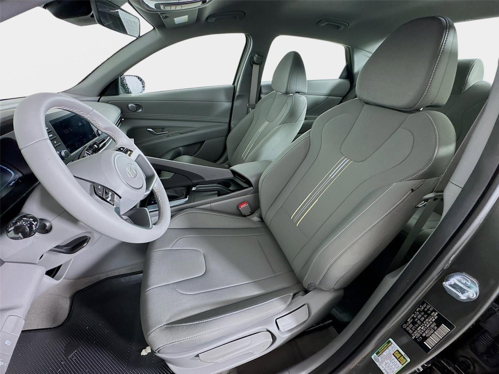 New 2026 Hyundai Elantra Sport FWD image 11