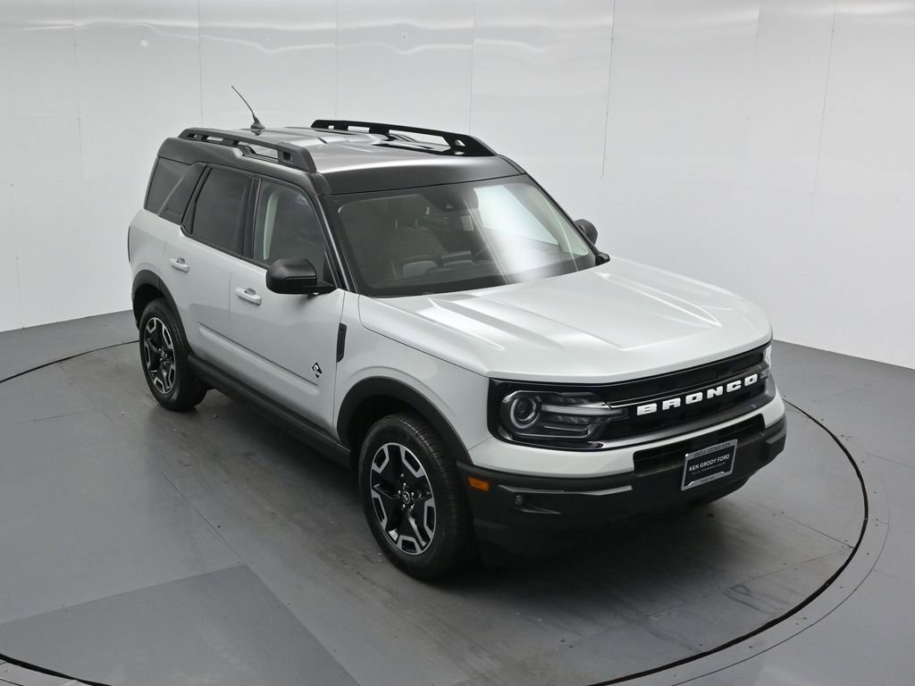 Certified 2022 Ford Bronco Sport Outer Banks w/ Tech Package AWD/4WD image 42