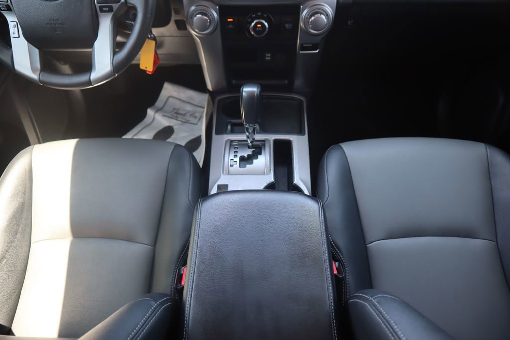 Used 2019 Toyota 4Runner SR5 Premium image 16