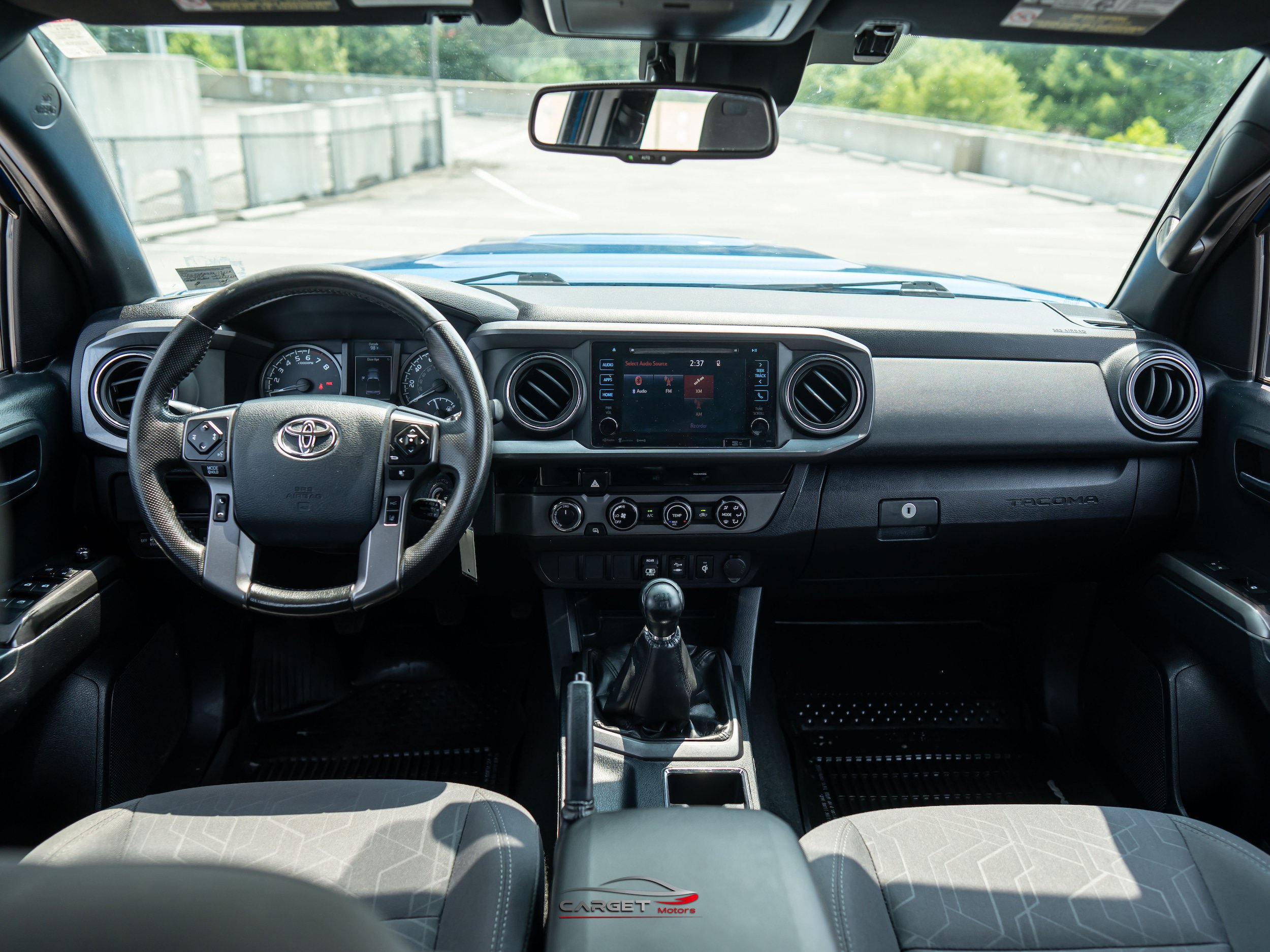Used 2018 Toyota Tacoma TRD Sport AWD/4WD image 14