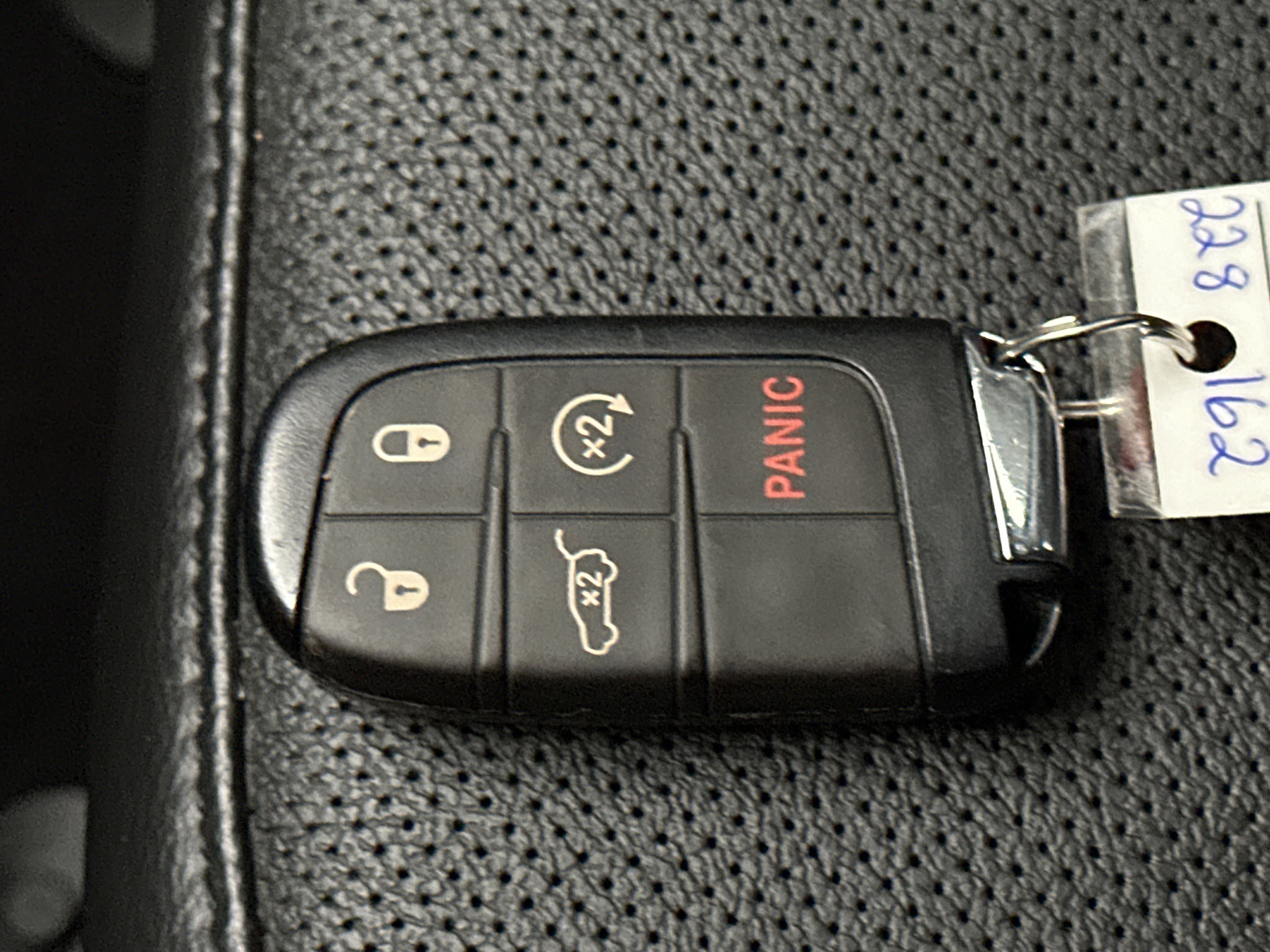 Used 2022 Jeep Compass Trailhawk w/ Trailhawk Elite Group image 43