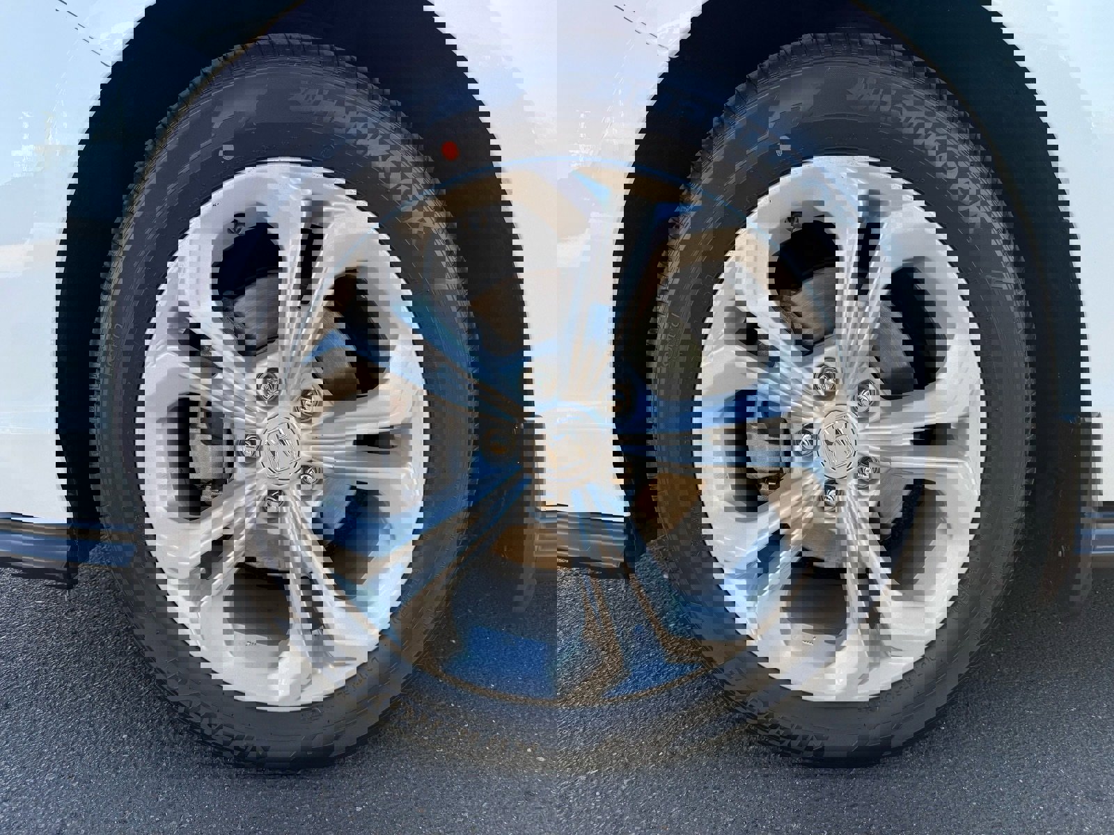 Used 2023 Honda Accord LX image 11