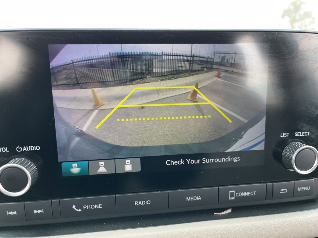 Certified 2025 Honda HR-V LX image 23