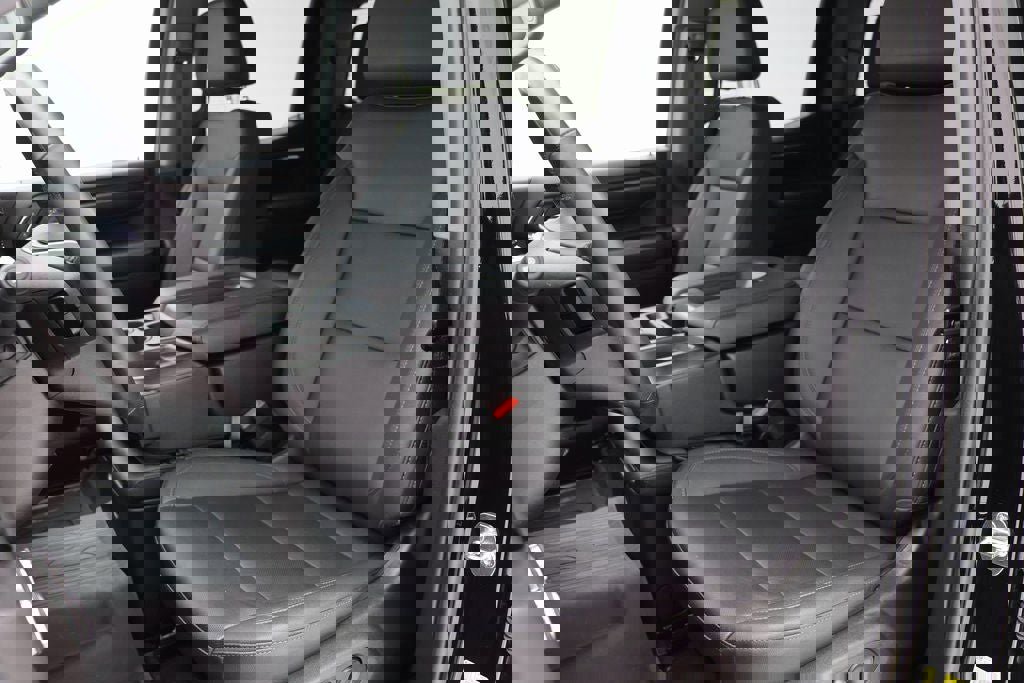 Used 2023 GMC Sierra 1500 SLT w/ X31 Off-Road Package image 16