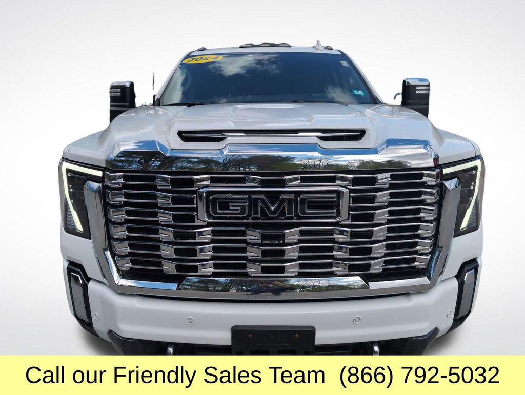 Used 2024 GMC Sierra 2500 Denali w/ Denali Reserve Package AWD/4WD image 10