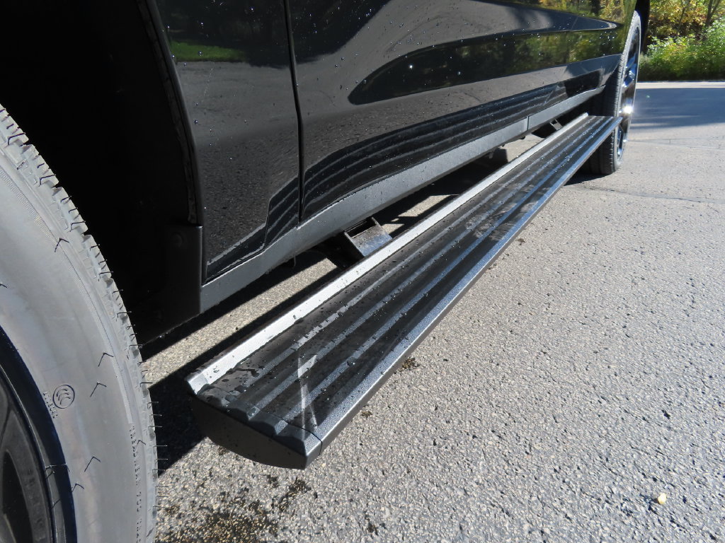 New 2027 Chevrolet Suburban High Country AWD/4WD image 18