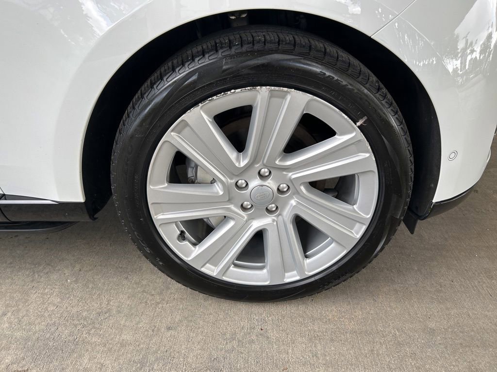 Used 2023 Land Rover Range Rover SE AWD/4WD image 25