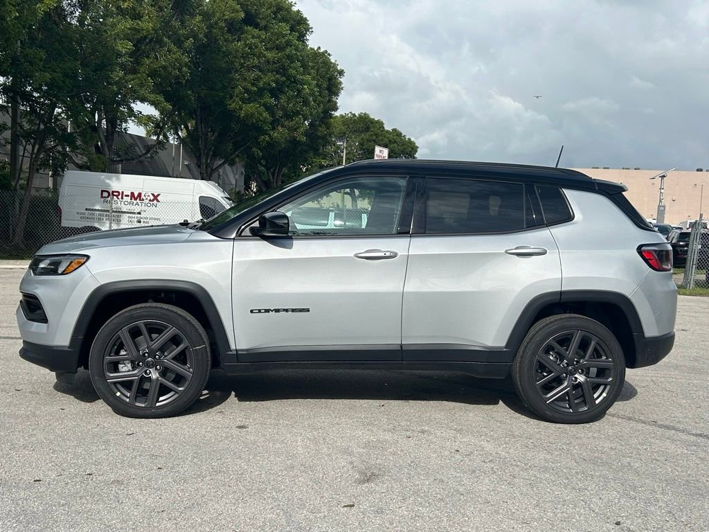 New 2025 Jeep Compass Limited w/ Sun & Sound Group image 7