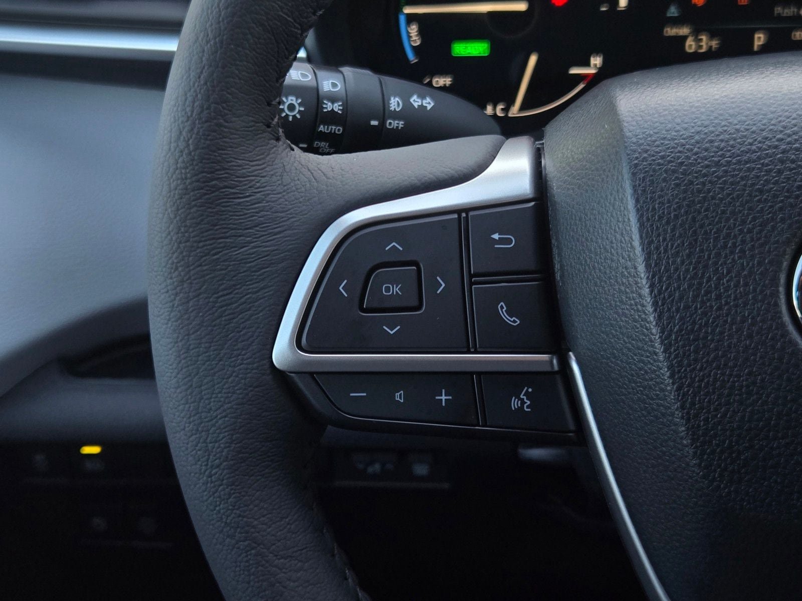 Certified 2026 Toyota Sienna XLE FWD image 22