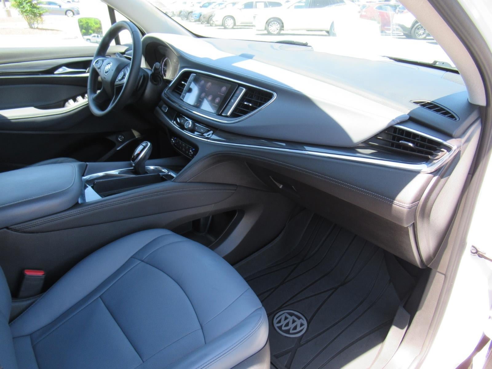 Used 2020 Buick Enclave Essence w/ Trailering Package, 5000 lbs. FWD image 11