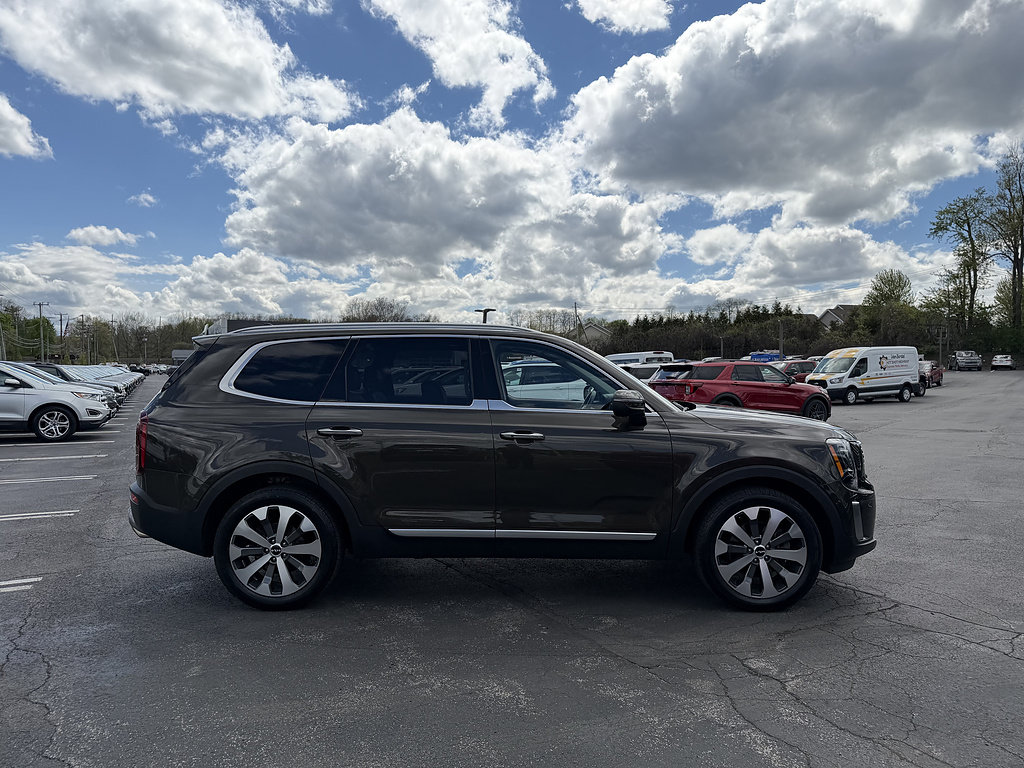 Used 2022 Kia Telluride S AWD/4WD image 8