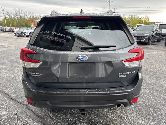 Used 2021 Subaru Forester Premium AWD/4WD image 6