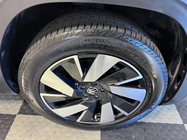 Certified 2024 Volkswagen Atlas Cross Sport SE w/ Panoramic Sunroof Package FWD image 10
