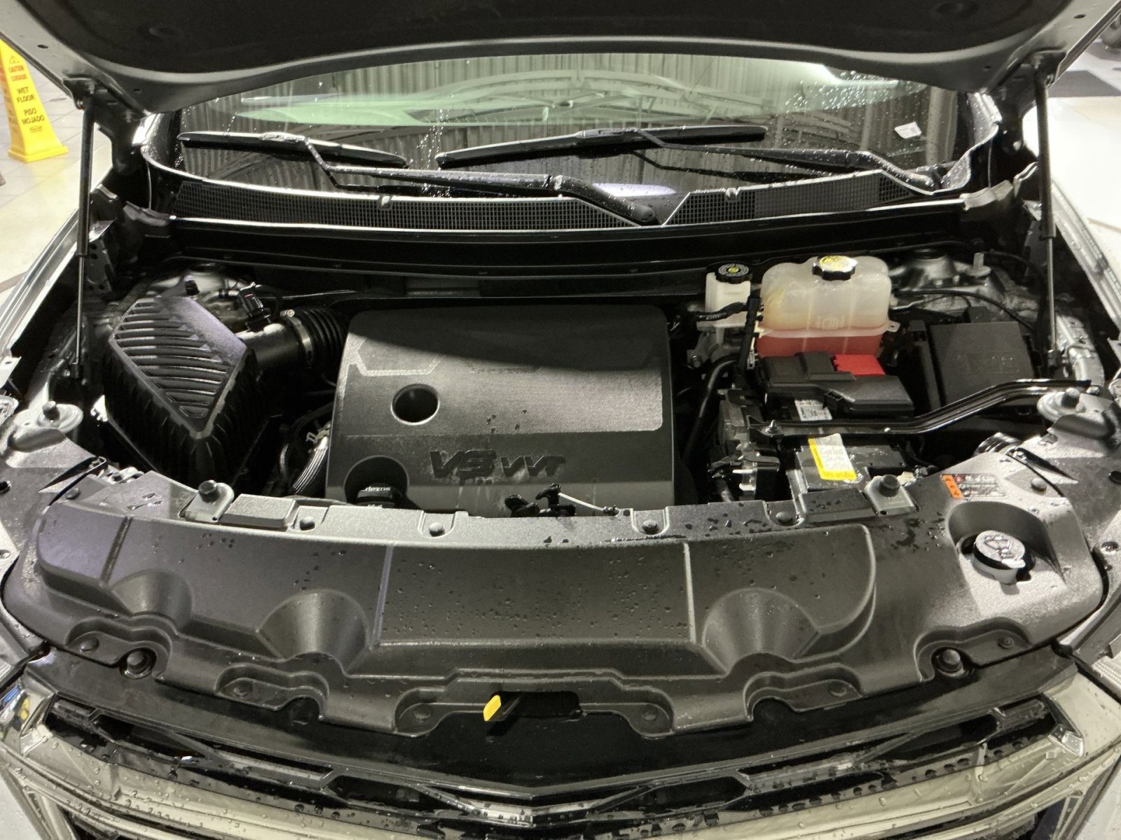 Used 2023 Chevrolet Traverse LT w/ LPO, Floor Liner Package image 35