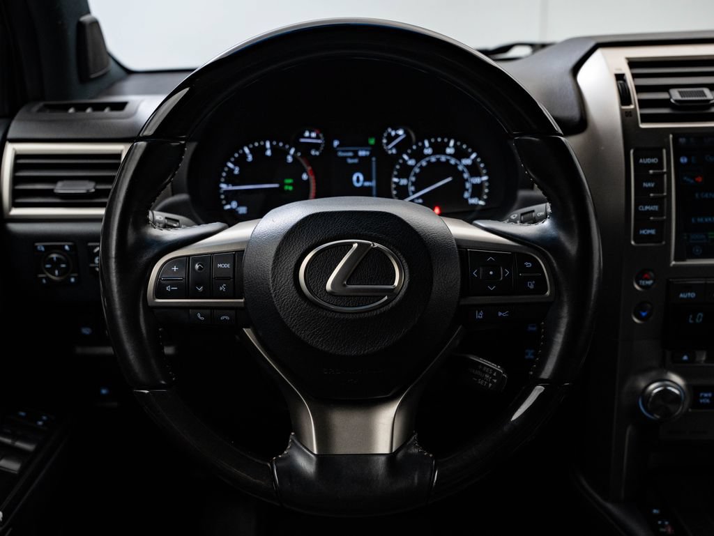 Used 2021 Lexus GX 460 Premium w/ Premium Package AWD/4WD image 39