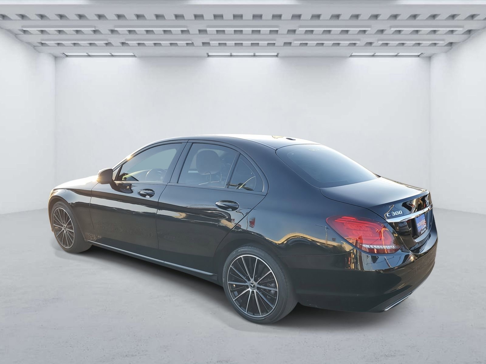 Used 2021 Mercedes-Benz C 300 Sedan w/ Premium Package image 3