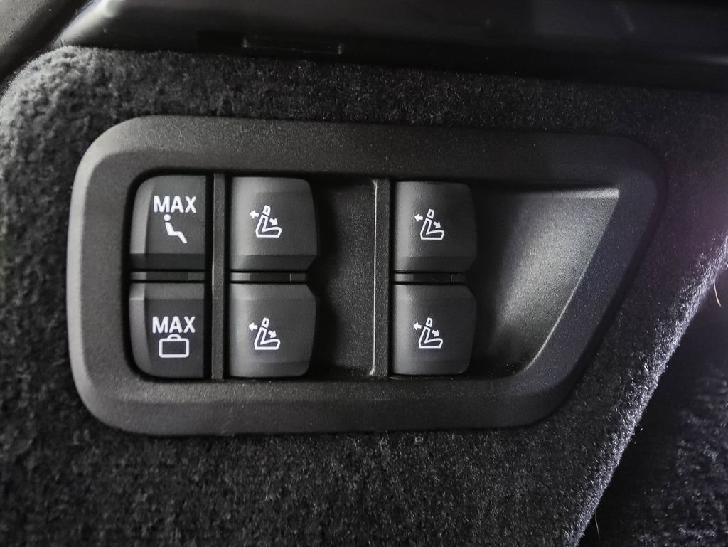 Certified 2026 BMW X7 xDrive40i AWD/4WD image 27