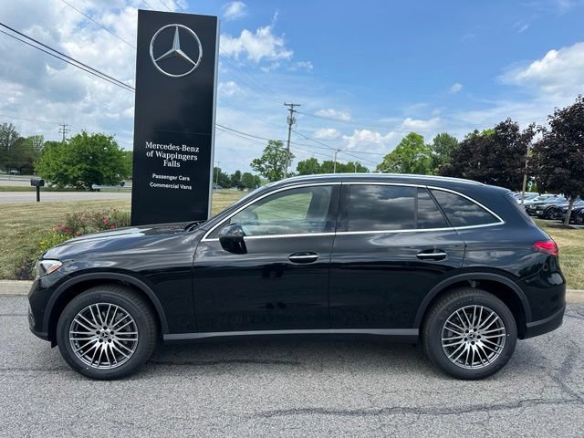 New 2026 Mercedes-Benz GLC 300 4MATIC image 2