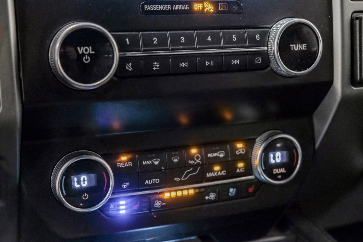 Used 2020 Ford Expedition XLT w/ Equipment Group 202A image 26