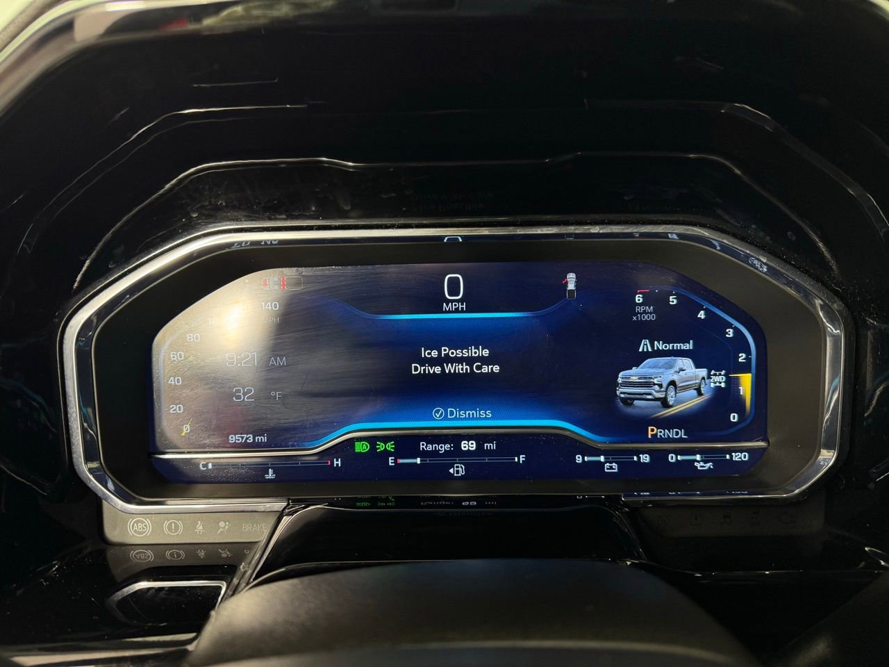 Used 2024 Chevrolet Silverado 1500 LT image 23