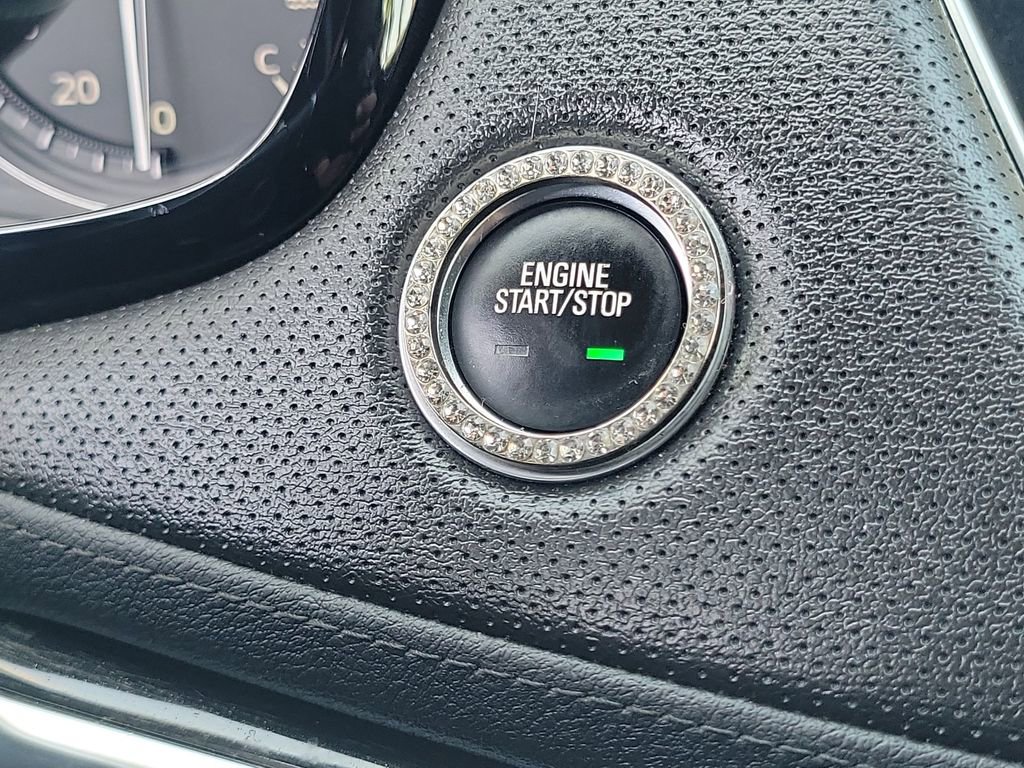 Certified 2023 Cadillac XT5 Premium Luxury w/ Technology Package FWD image 16