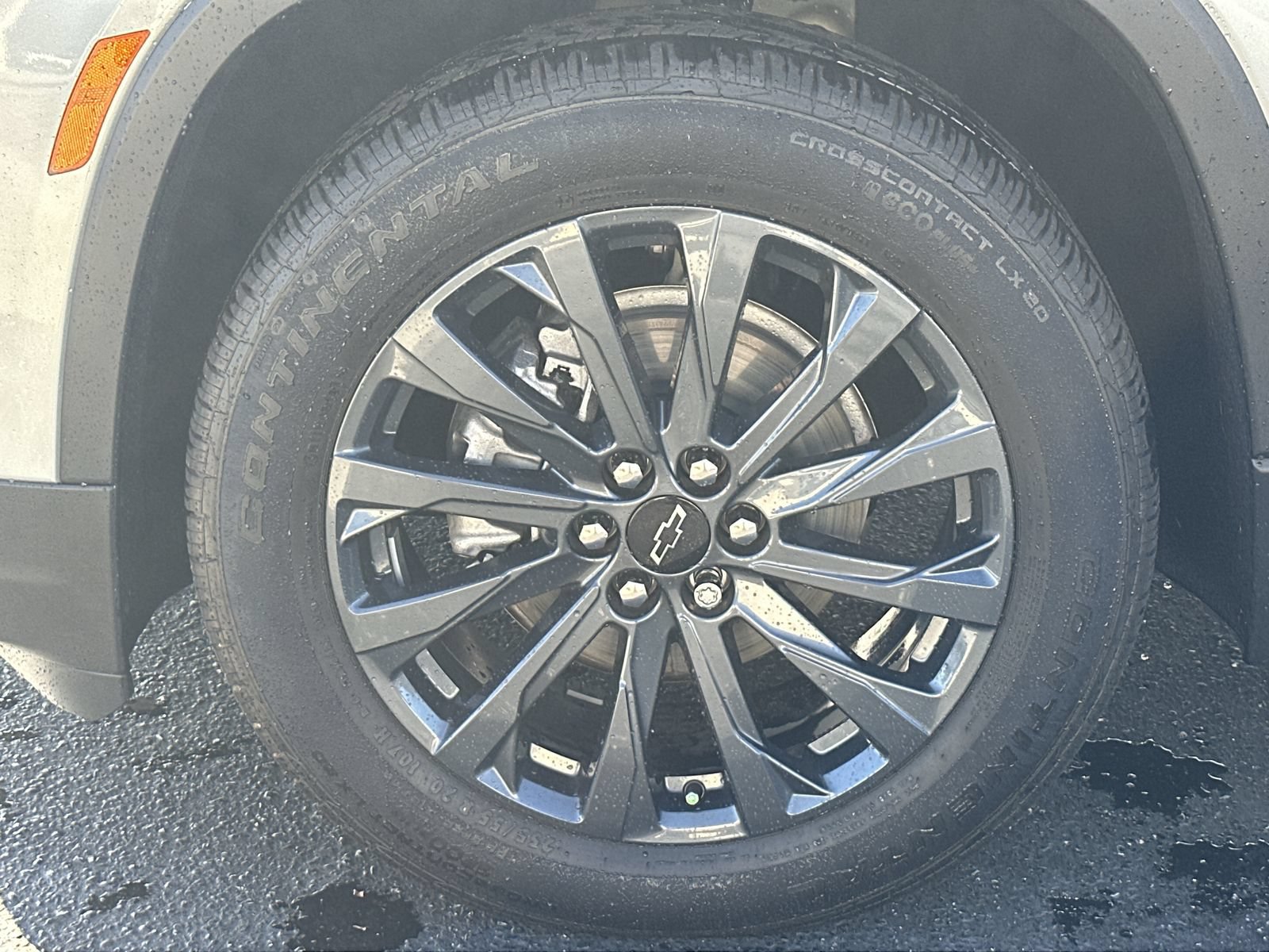 Used 2023 Chevrolet Traverse RS AWD/4WD image 13