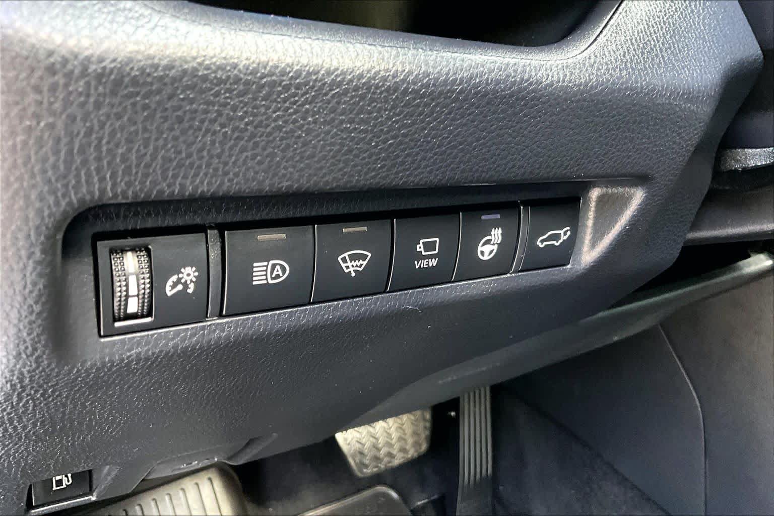 Certified 2022 Toyota RAV4 XSE AWD/4WD image 33