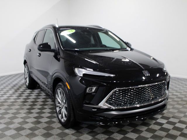 Used 2024 Buick Encore GX Avenir w/ Avenir Technology Package image 8