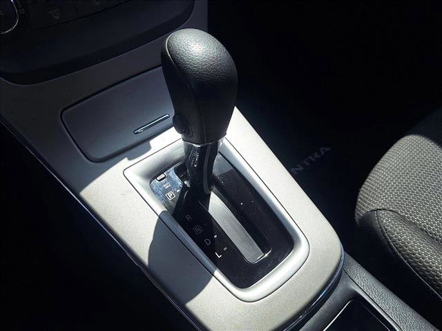 Used 2013 Nissan Sentra S FWD image 13